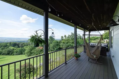 Exterior - 11180 Daphna Rd, Broadway, VA 22815 photo 7 of 14