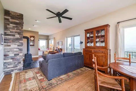 Living - 11180 Daphna Rd, Broadway, VA 22815 photo 1 of 6