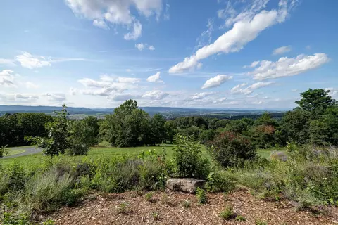 View/Area - 11180 Daphna Rd, Broadway, VA 22815 photo 6 of 10
