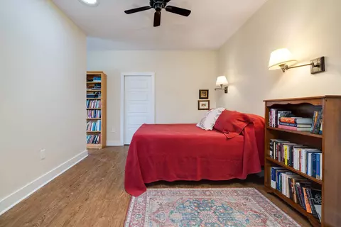 Bedroom - 11180 Daphna Rd, Broadway, VA 22815 photo 2 of 8