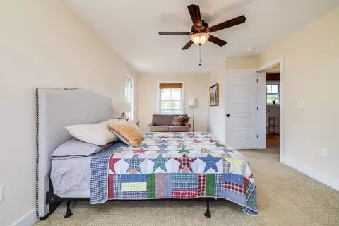 Bedroom - 11180 Daphna Rd, Broadway, VA 22815 photo 7 of 8