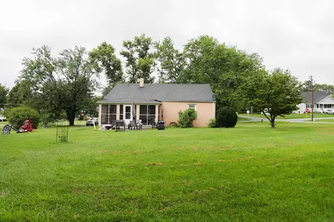 Exterior - 44 Stuart Ave, Stuarts Draft, VA 24477 photo 4 of 5