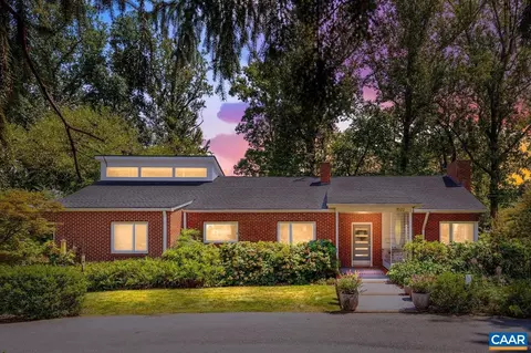 1522 Dairy Rd, Charlottesville, VA 22903