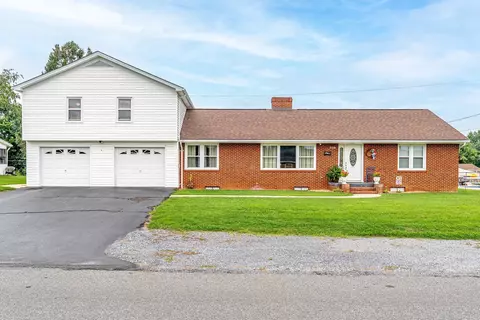 216 Al Good Dr, Stanley, VA 22851