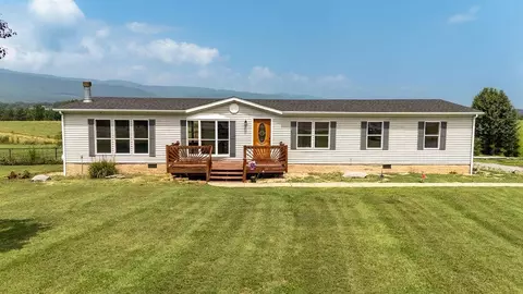 2347 E Point Rd, Elkton, VA 22827