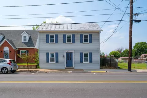 9525 S Congress St S, New Market, VA 22844