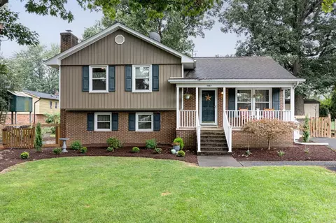 1107 Woodleigh Ct, Harrisonburg, VA 22802