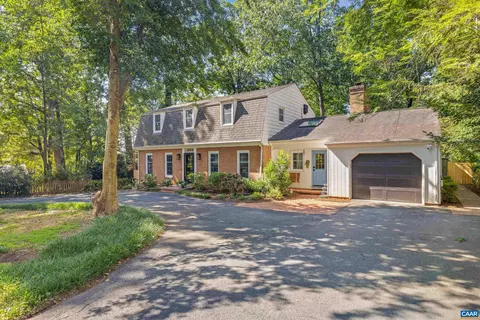 2405 Angus Rd, Charlottesville, VA 22901