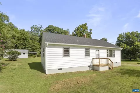 12395 S Constitution Rte S, Scottsville, VA 24590