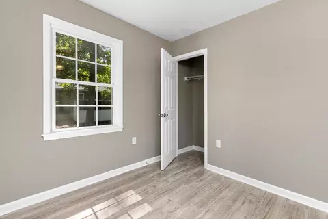 Bedroom - 186 Dodge St, Stuarts Draft, VA 24477 photo 3 of 6