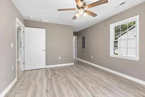Bedroom - 186 Dodge St, Stuarts Draft, VA 24477 photo 1 of 6