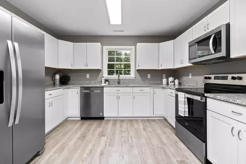 Kitchen - 186 Dodge St, Stuarts Draft, VA 24477 photo 1 of 4
