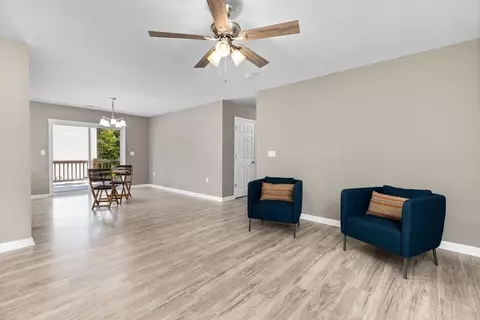 Living - 186 Dodge St, Stuarts Draft, VA 24477 photo 3 of 3