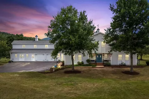 1040 Tinkling Spring Rd, Staunton, VA 24401