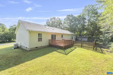 35 Haversack Rd, Palmyra, VA 22963 photo 3
