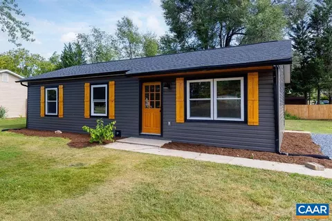 465 Round Hill Dr, Stuarts Draft, VA 24477