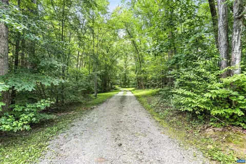 4290 Three Chopt Rd, Gum Spring, VA 23065 photo 9