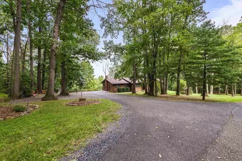 104 Crestwood Dr, Churchville, VA 24421