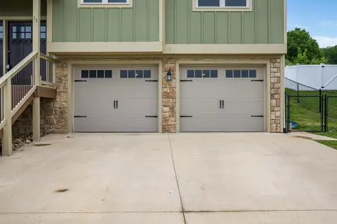 Exterior - 17 Mcilwee Ln, Staunton, VA 24401 photo 11 of 12