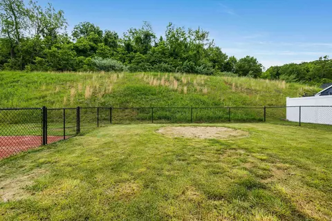Exterior - 17 Mcilwee Ln, Staunton, VA 24401 photo 6 of 12