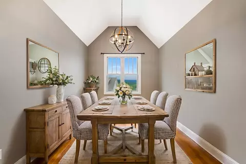 Dining - 17 Mcilwee Ln, Staunton, VA 24401 photo 1 of 2