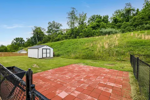 Exterior - 17 Mcilwee Ln, Staunton, VA 24401 photo 5 of 12