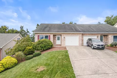 412 Diana Ct, Harrisonburg, VA 22801