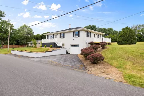 2015 Mountain Valley Rd, Keezletown, VA 22832