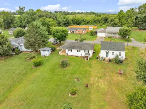 View/Area - 6168 Moore Ave, Mount Jackson, VA 22842 photo 5 of 13