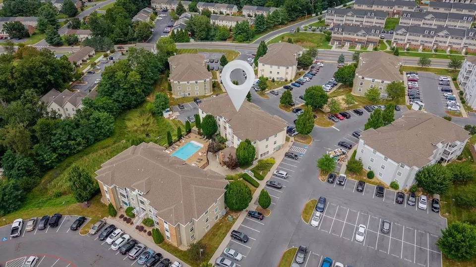 View/Area - 510 Davis Mills Dr #202, Harrisonburg, VA 22801 photo 4 of 12