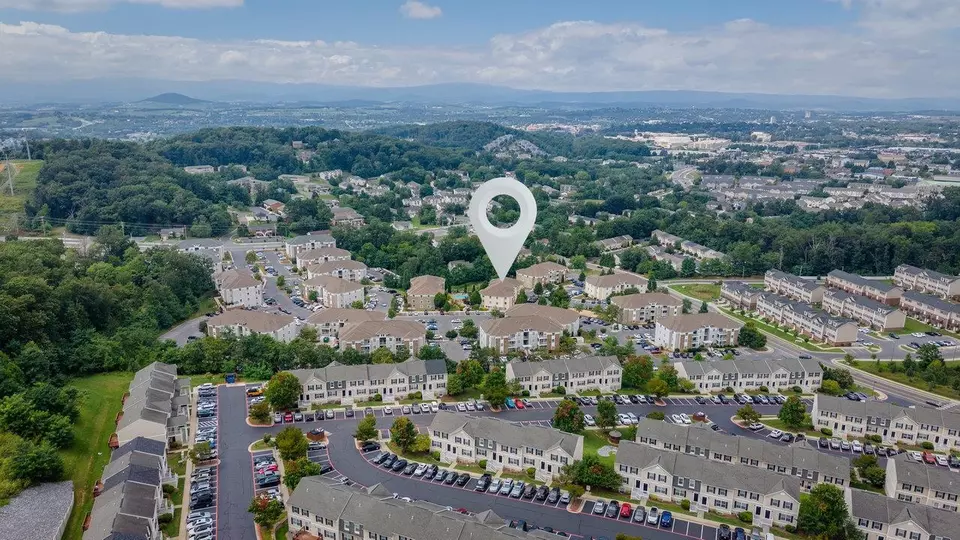 View/Area - 510 Davis Mills Dr #202, Harrisonburg, VA 22801 photo 7 of 12