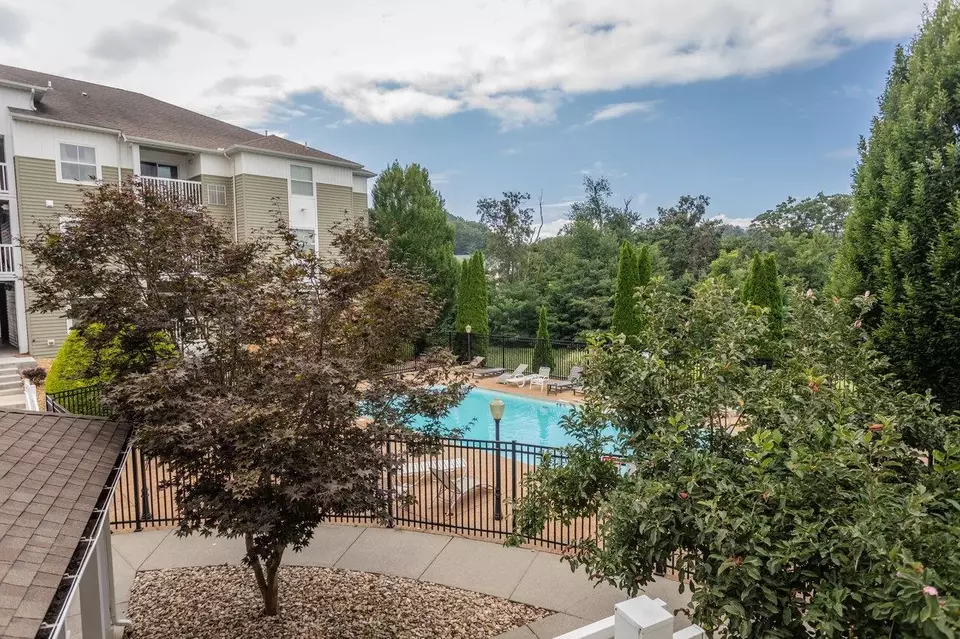 Exterior - 510 Davis Mills Dr #202, Harrisonburg, VA 22801 photo 4 of 8