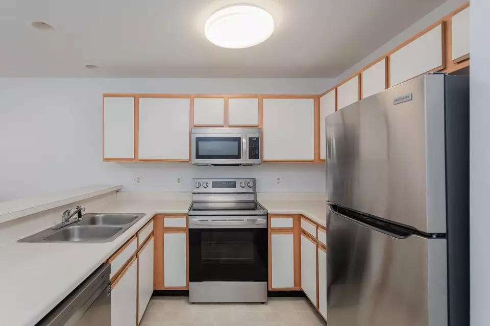 Kitchen - 510 Davis Mills Dr #202, Harrisonburg, VA 22801 photo 1 of 2