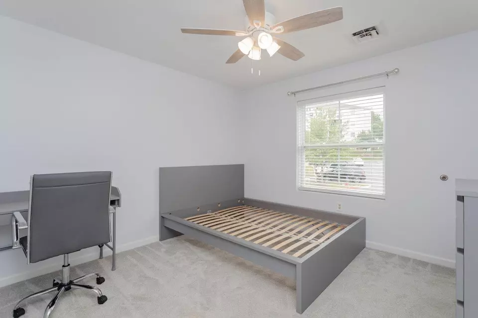 Bedroom - 510 Davis Mills Dr #202, Harrisonburg, VA 22801 photo 1 of 8