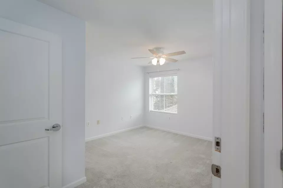 Bedroom - 510 Davis Mills Dr #202, Harrisonburg, VA 22801 photo 4 of 8