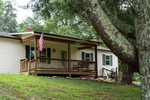 5264 Cold Springs Rd, Raphine, VA 24472 photo 2