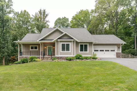 5633 Natasha Ct, Harrisonburg, VA 22802