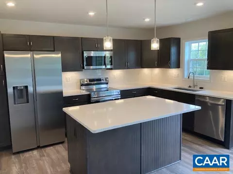 Kitchen - 43 Sweetview Ct, Stuarts Draft, VA 24477 photo 2 of 2