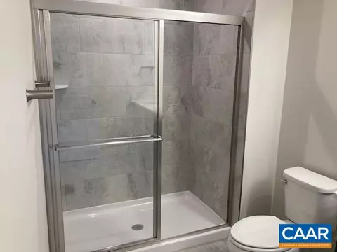 Bath - 43 Sweetview Ct, Stuarts Draft, VA 24477 photo 2 of 2