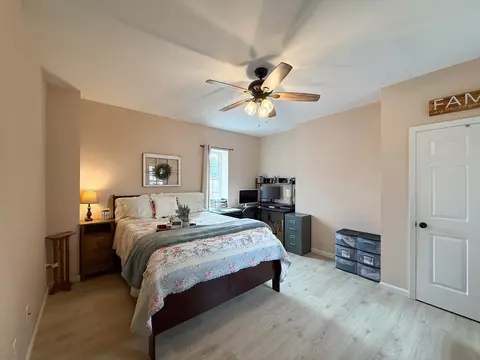 Bedroom - 4119 Spring Hill Rd, Staunton, VA 24401 photo 2 of 3