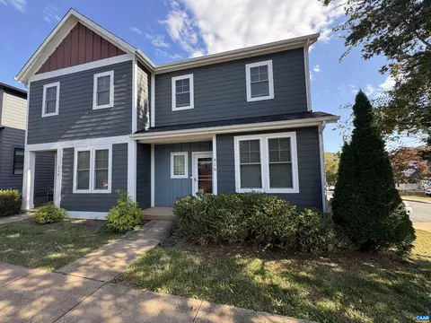 516 Rives St, Charlottesville, VA 22902