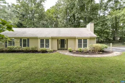860 Buckhorn Trl, Earlysville, VA 22936
