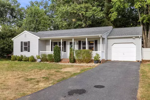 922 Patton Farm Rd, Stuarts Draft, VA 24477