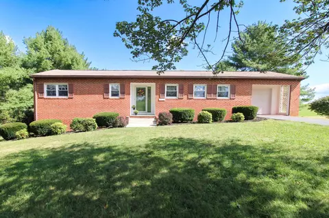 2056 Knightly Mill Rd, Fort Defiance, VA 24437