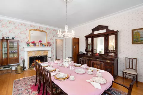 Dining - 421 Walnut Ave, Waynesboro, VA 22980 photo 4 of 4