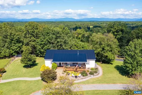 16334 Burnley Rd, Barboursville, VA 22923