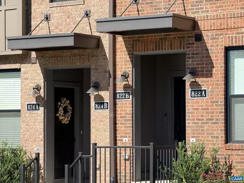 822 Wesley Ln #B, Charlottesville, VA 22911
