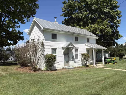 1831 Barrenridge Rd, Staunton, VA 24401