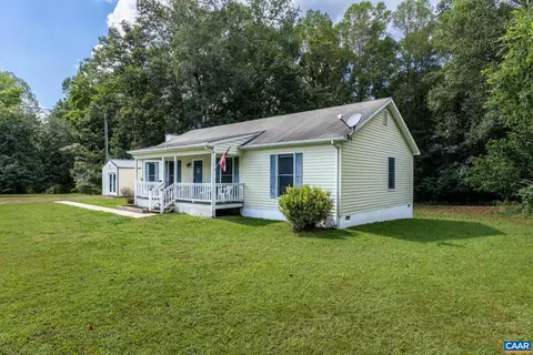858 James River Rd, Scottsville, VA 24590
