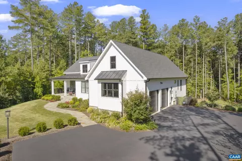 Exterior - 98 Pine Shadow Ct, Troy, VA 22974 photo 2 of 22